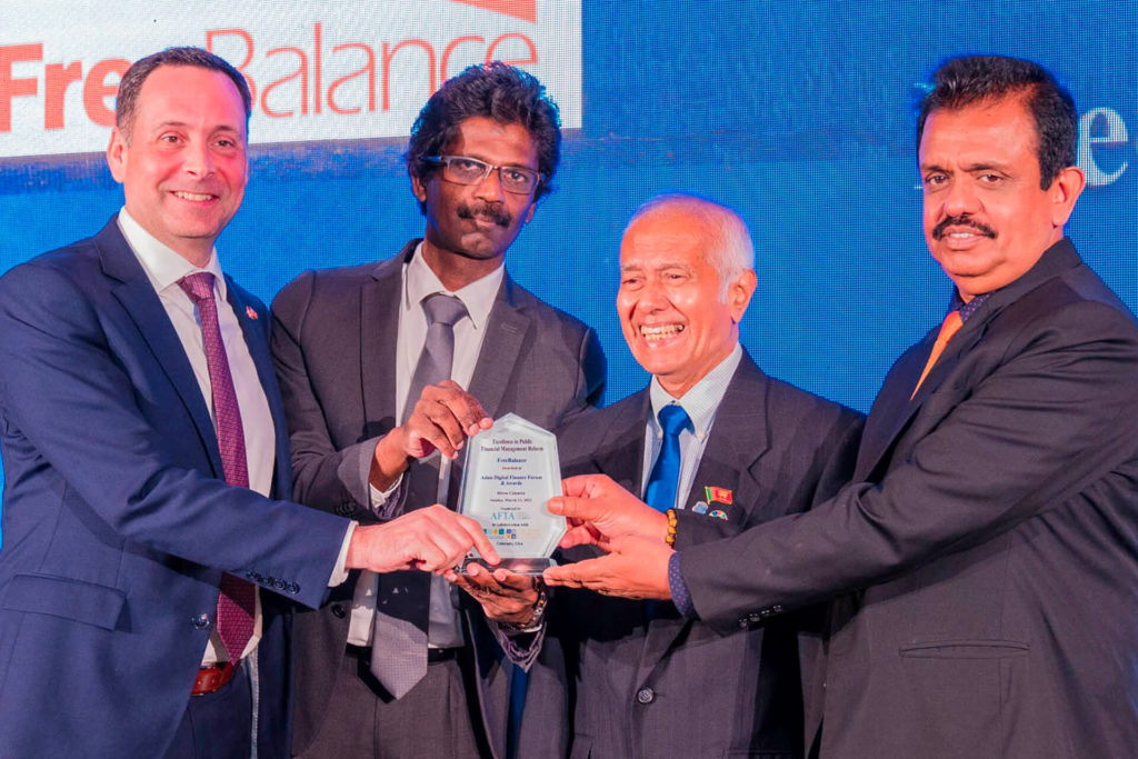 FreeBalance foi reconhecido com o prémio "Excelência na Reforma das Finanças Públicas" no Fórum e Prémios Asiáticos de Finanças Digitais